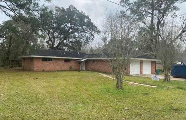 RECENTLY REMODELED 3 BEDROOM 2 BATH HOME WITH 1691 IN SWEENY, TEXAS photos photos RECENTLY REMODELED 3 BEDROOM 2 BATH HOME WITH 1691 IN SWEENY, TEXAS photos photos