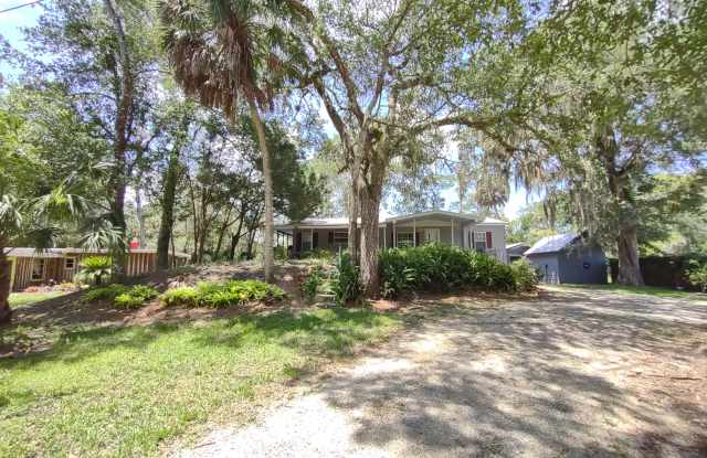 5746 S Boulevard Dr photos photos