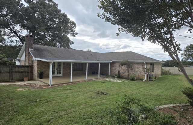 214 Black Oak Way Gallery 2