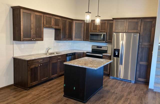 3 Bed 3 Bath Townhome - 6440 21st Street South, Fargo, ND 58104 3 Bed 3 Bath Townhome - 6440 21st Street South, Fargo, ND 58104