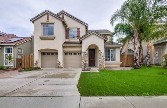 Stunning Fully Remodeled 3-Bedroom House photos photos