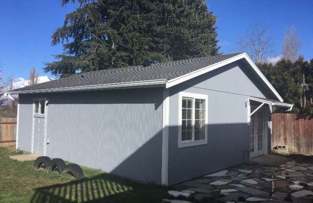 Perfect 1 Bedroom 1 Bath Cottage House!!! photos photos Perfect 1 Bedroom 1 Bath Cottage House!!! photos photos