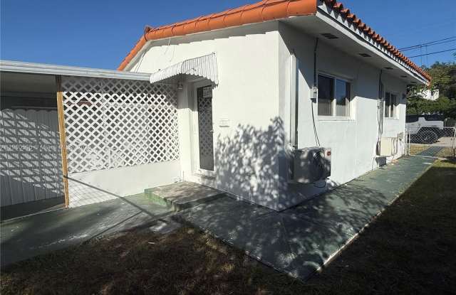 1120 NW 32nd Ct - 1120 Northwest 32nd Court, Miami, FL 33125 1120 NW 32nd Ct - 1120 Northwest 32nd Court, Miami, FL 33125