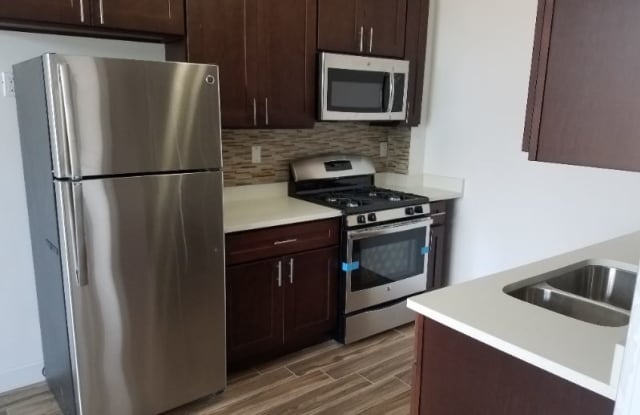 4310 18th Ave 4B - 4310 18th Avenue, Brooklyn, NY 11218