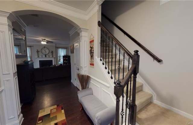 4712 Bryn Athyn Court Gallery 2