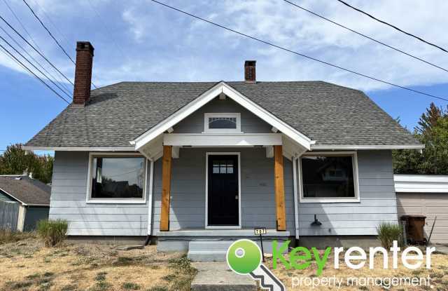 Character and Comfort in Tacoma, Spacious 3-Bedroom Home for Rent photos photos