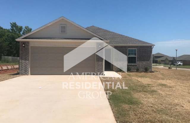 1104 N Pheasant Way - 1104 N Pheasant Way, Mustang, OK 73064