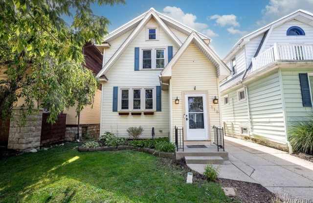116 Palmer Avenue Gallery 1