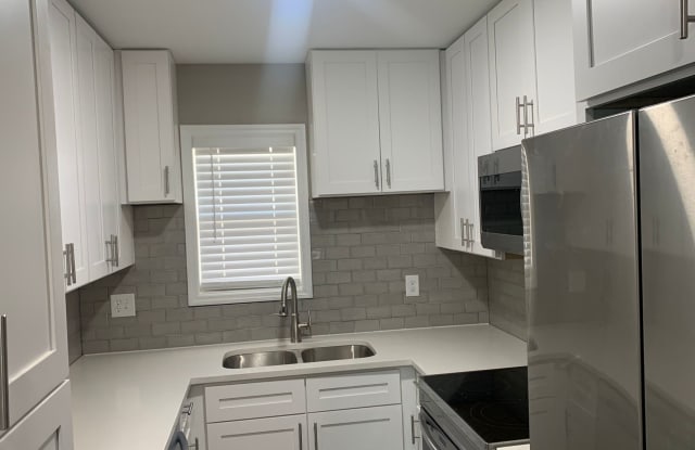 524 S Beltline Blvd3 photos photos