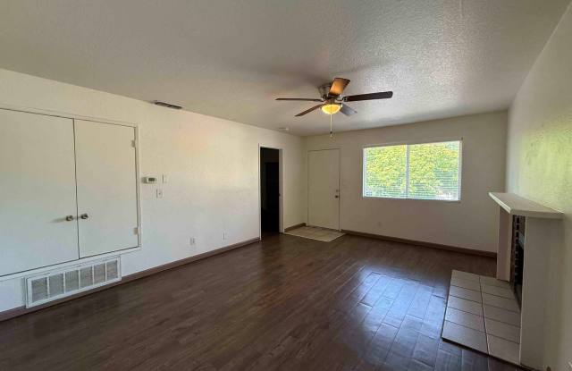 2 Bed 2 Full Bath Condo Gallery 3