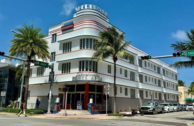 901 Collins Ave photos photos