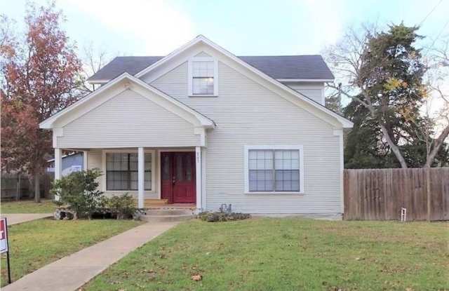 803 Dunn Street - 803 Dunn Street, Waxahachie, TX 75165