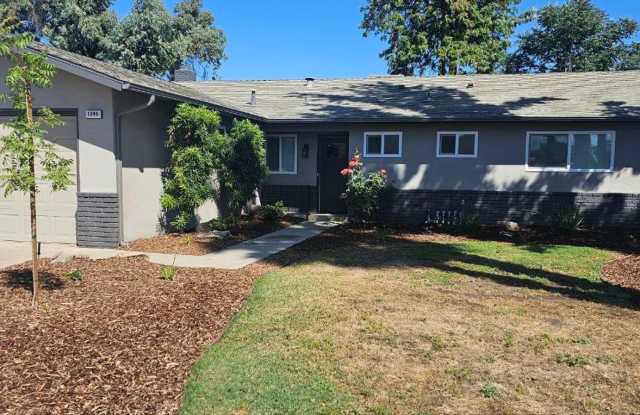Stylish, Spacious  Super Inviting! photos photos