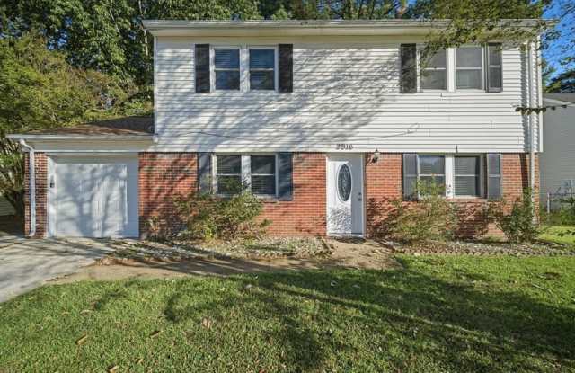 2916 Dante Place Gallery 1