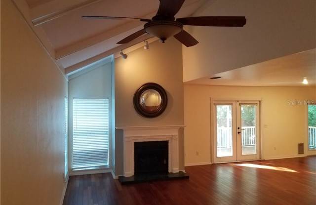 5705 BAYSHORE BOULEVARD Gallery 3