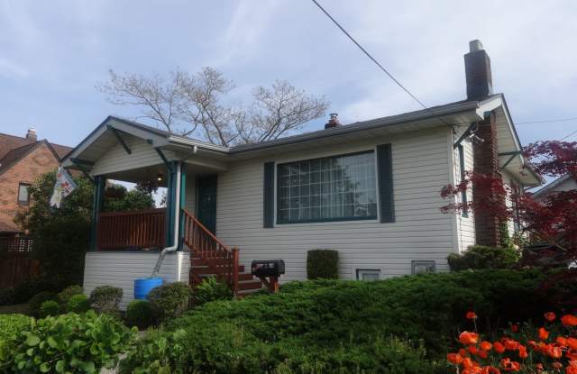 923 N 68th Street - 923 North 68th Street, Seattle, WA 98103