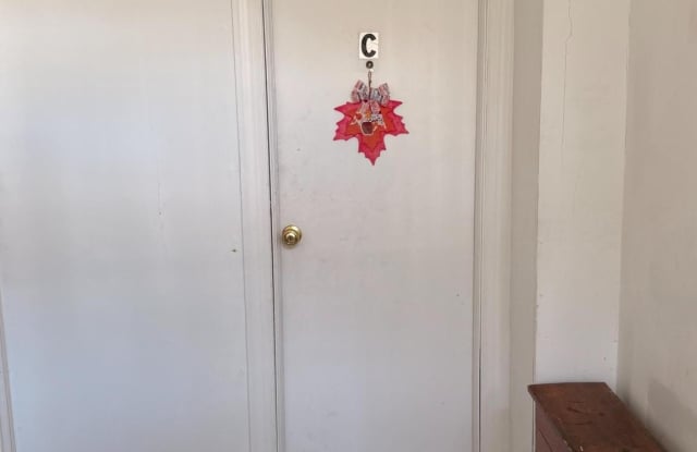 105 W BROADWAY unit: B photos photos