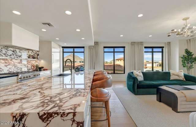 7181 E Camelback Road Gallery 2
