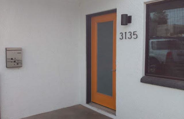 3135 E FAIRMOUNT Avenue Gallery 2