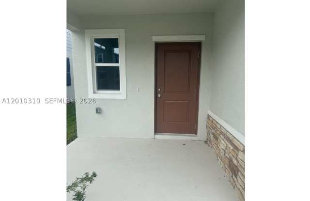 5423 Meadow Walk Gallery 2