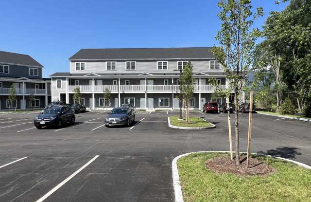 30 Alpine Place Drive - 30 Alpine Place Drive, North Conway, NH 03860