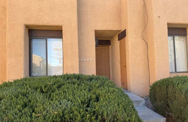 Great Location in the Heights photos photos