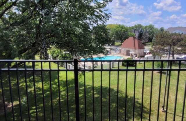 5000 Carriageway Dr. - 5000 Carriage Way Drive, Rolling Meadows, IL 60008