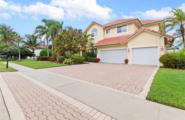 10091 NW 7th St photos photos