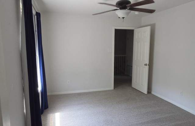 15505 Omro Cove Gallery 3
