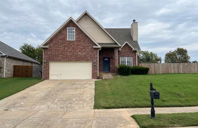Great Location in Springdale! - 177 Milas Street, Springdale, AR 72762