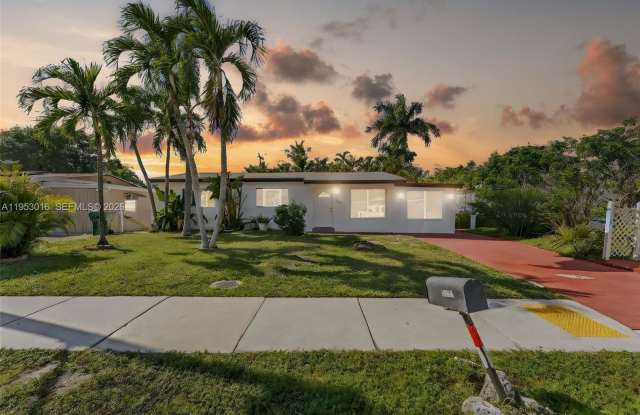 4917 SW 43rd Ter photos photos