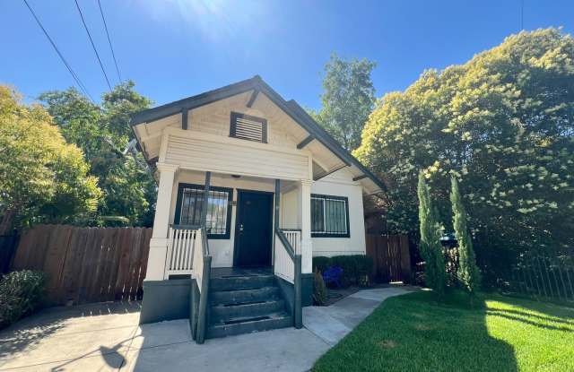 Beautiful 3 bedroom, 1 bathroom home located in Oak Park photos photos