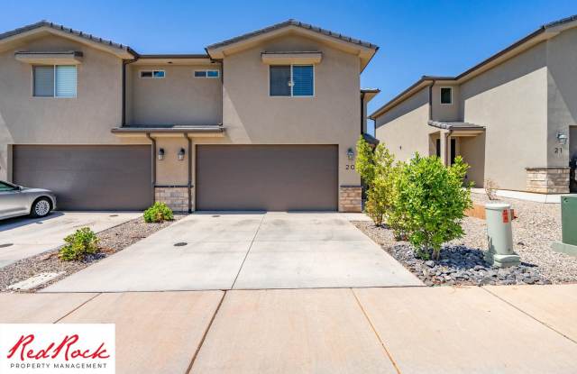 Pet friendly 3 Bedroom Townhome in Washington! photos photos