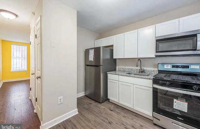 1737 North Dallas Street - 1 Gallery 3