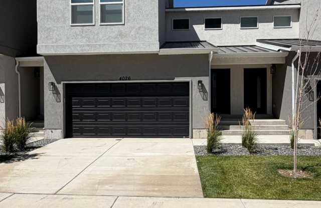 A MUST SEE!  Welcome to this Beautiful home in Mapleton, UT photos photos