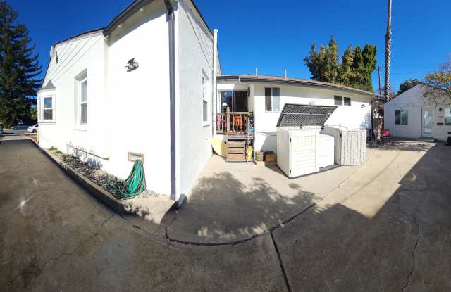 7 Bedroom 3 bath home close to POLY!!!! Gallery 4