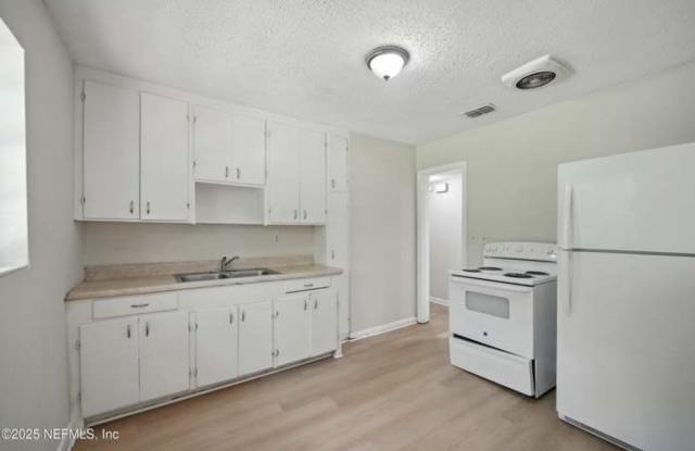 1841 Debutante Drive - 1841 Debutante Drive, Jacksonville, FL 32246