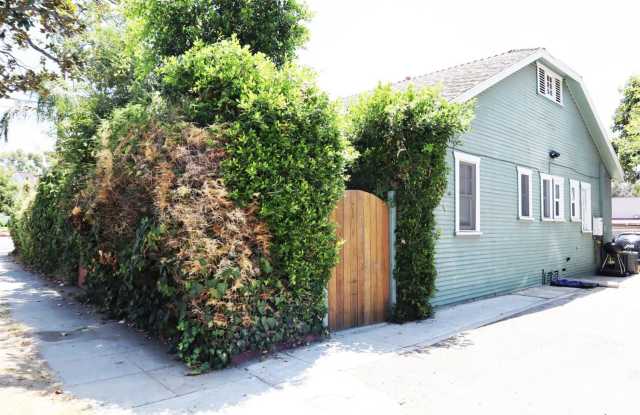 121 N Verdugo Road - 121 N Verdugo Rd, Glendale, CA 91226