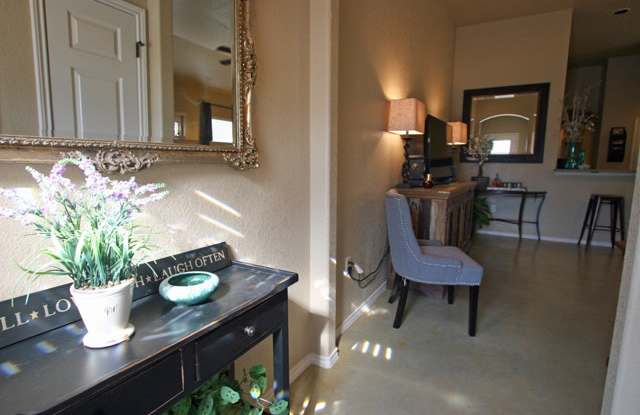 209 Joanne Cove Gallery 2