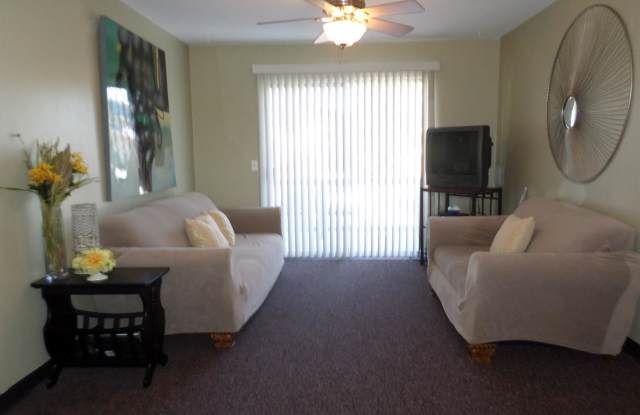 1094 South St #5 - 1094 South Street, Castle Rock, CO 80104 1094 South St #5 - 1094 South Street, Castle Rock, CO 80104