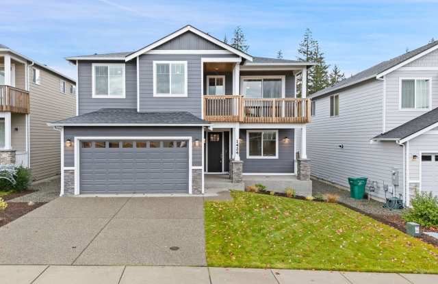 Newer 4-Bedroom Home in Bremerton photos photos