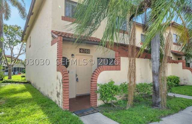 4761 N Pine Island Rd Gallery 2