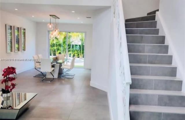 3925 194th Ln - 3925 194th Lane, Sunny Isles Beach, FL 33160