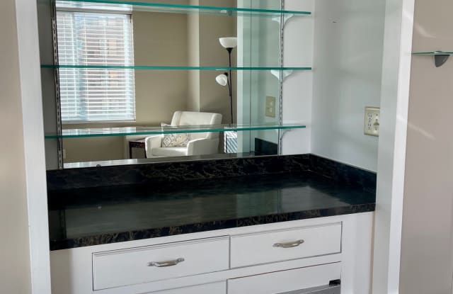 900 South Hanley Road photos photos