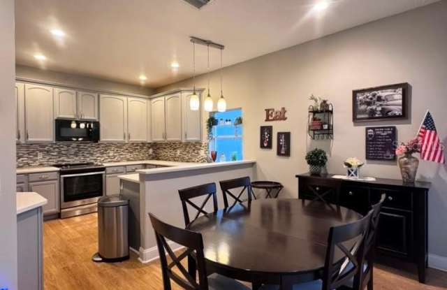 6956 BRESCIA Way Gallery 4