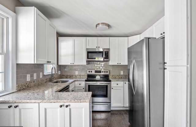 2617 East Maple Street photos photos