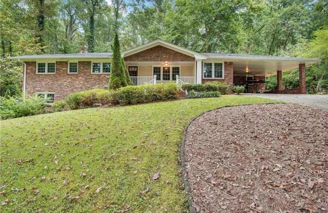 3003 Medinah Court Gallery 2