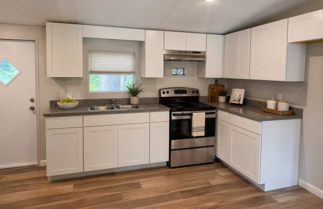 3 Bedroom 2 Bathroom Manufactured Home For Rent Gallery 4