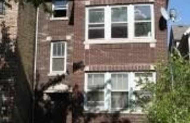 4907 N JANSSEN Avenue photos photos