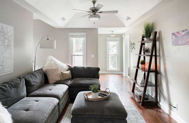 2117 Acklen Ave - 2117 Acklen Avenue, Nashville, TN 37212